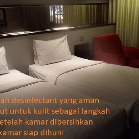 Cabin Hotel Jakarta Exteriör bild
